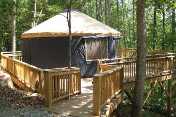 campfire lodgings yurts asheville